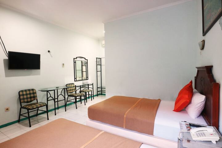 Room 17 of 26