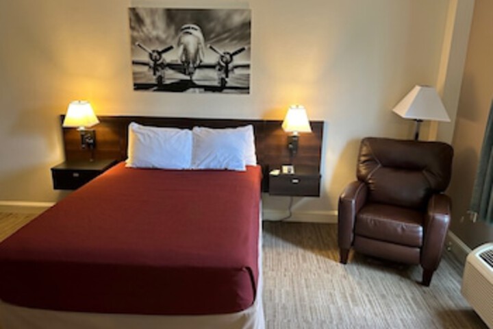Room 139 of 297