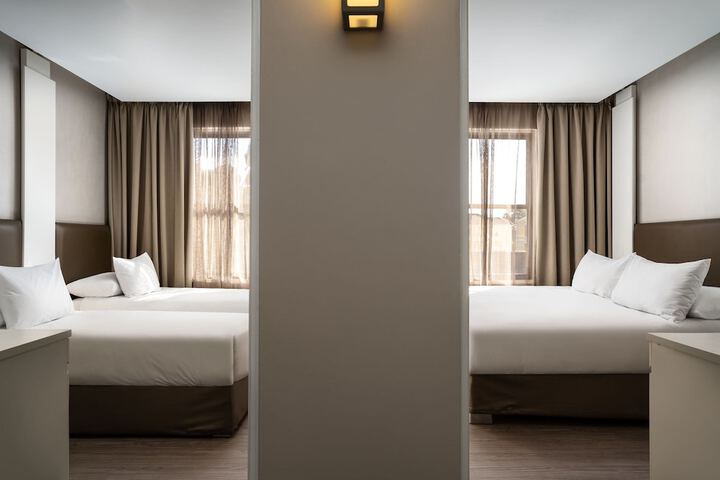 Room 19 of 125