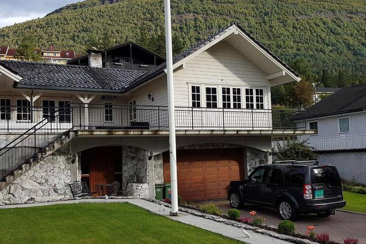 Property image 3