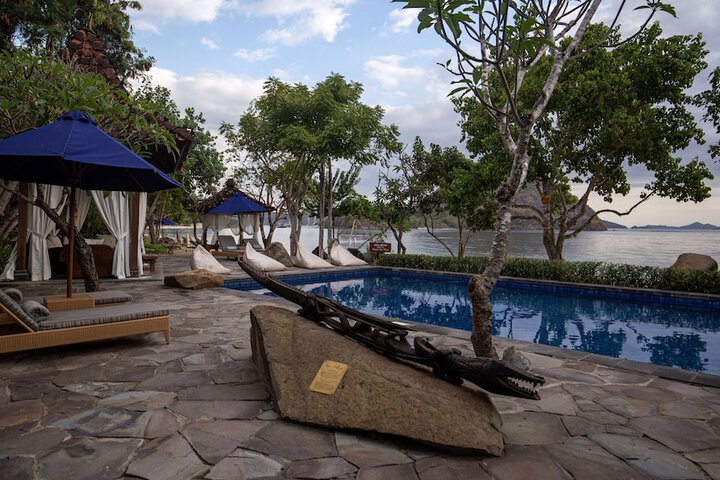 Pool 155 of 212