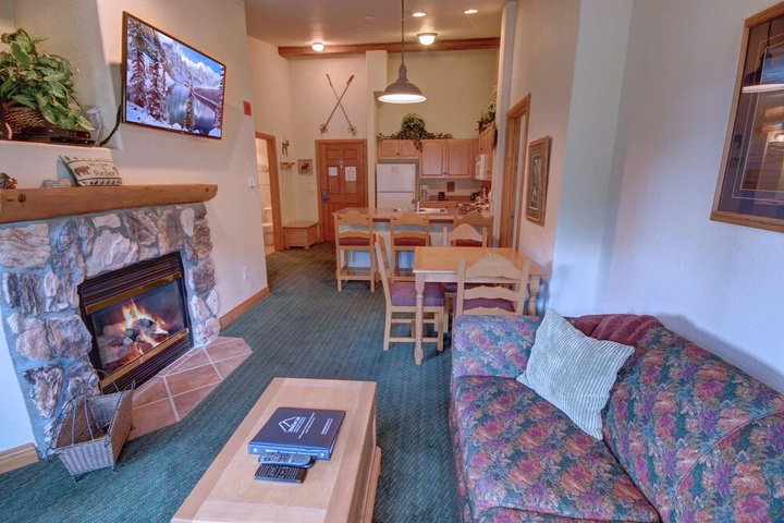 Room 4 of 29