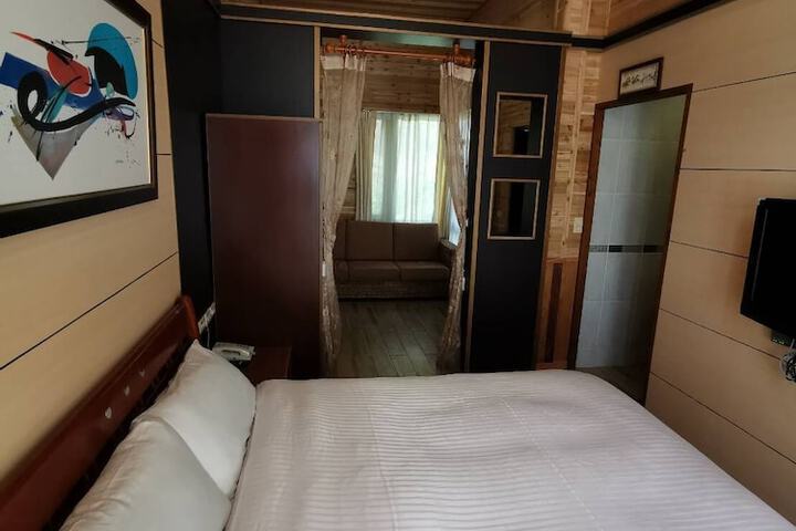 Room 16 of 59