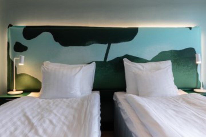 Room 31 of 119