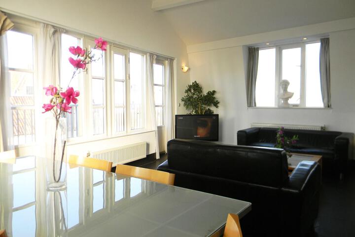 Room 20 of 162