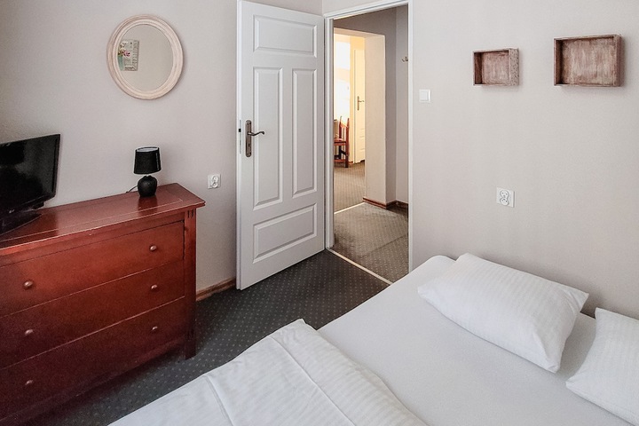 Room 9 of 55