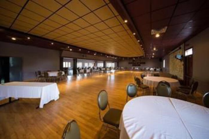 Ballroom/Hall 6 of 25