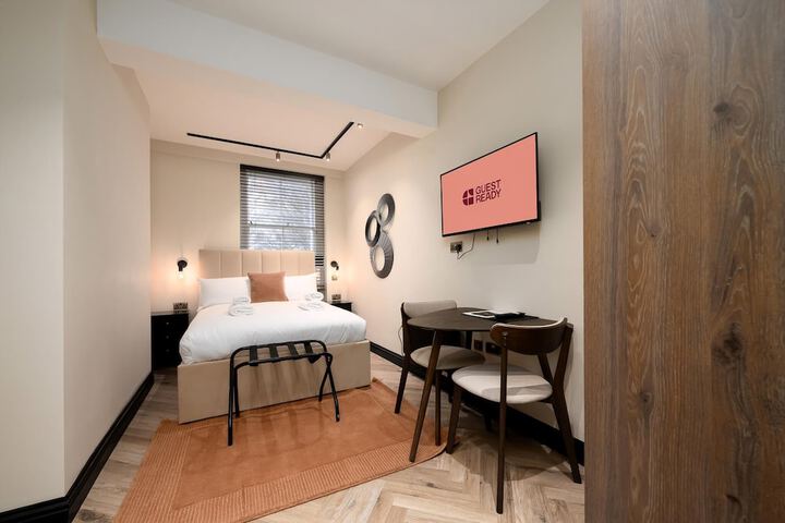Photo of Guestready - The Euston Hotel