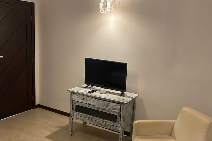 Room 10 of 46