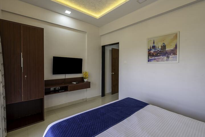 Room 10 of 27