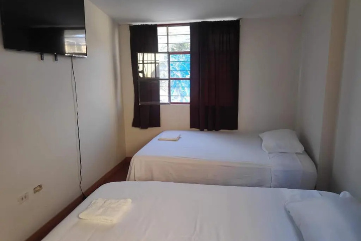 Room 2 of 11