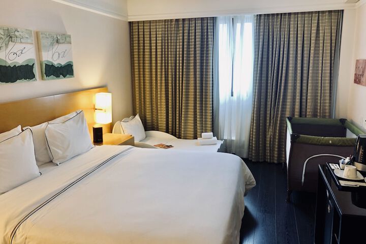 Room 26 of 128