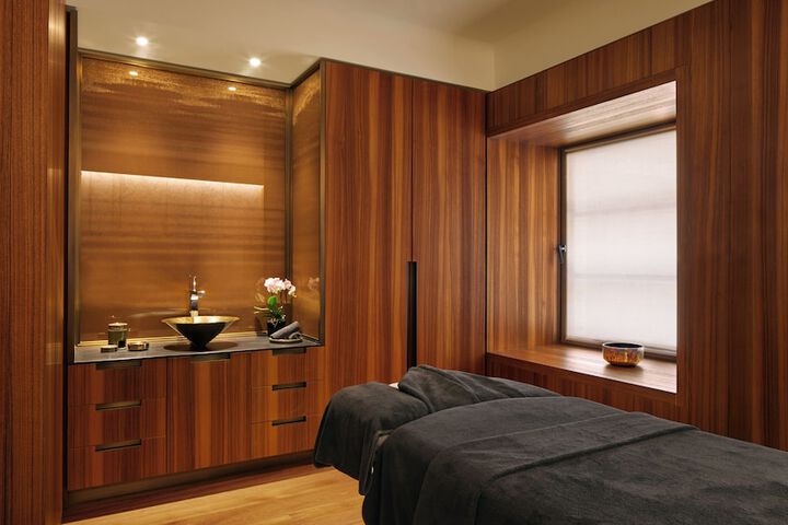 Spa 50 of 60
