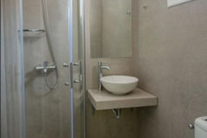 Room 3 of 22
