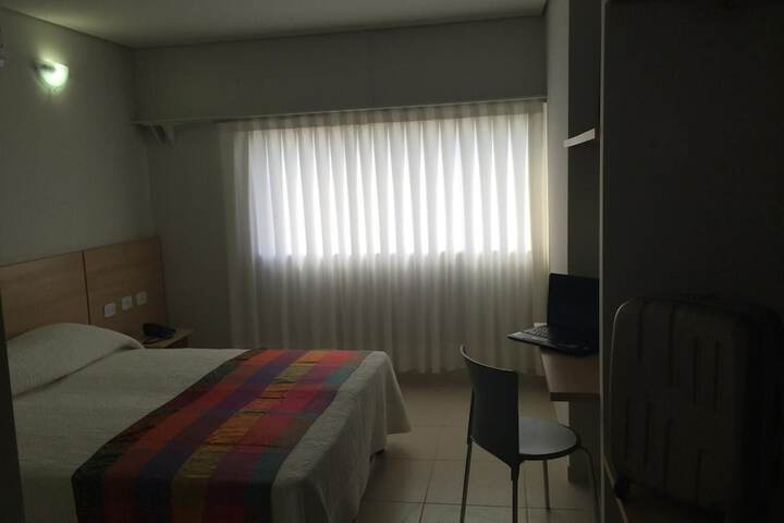 Room 17 of 40