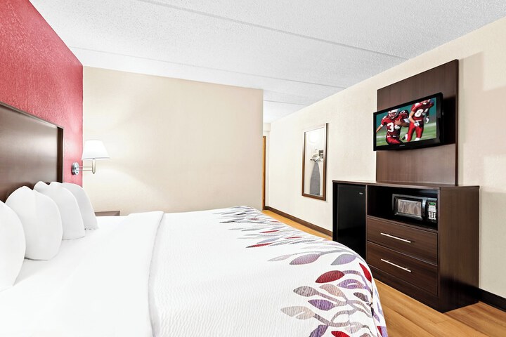 Superior King Bed (1 of 7)