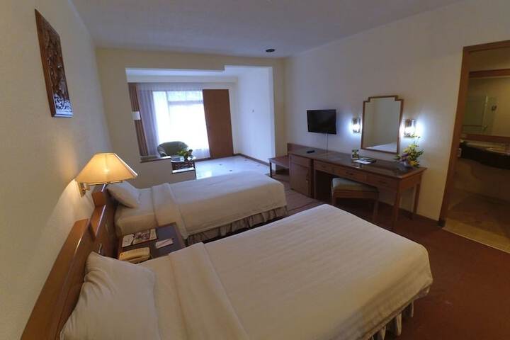Room 15 of 69