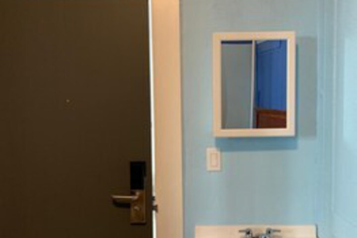 Room 61 of 129