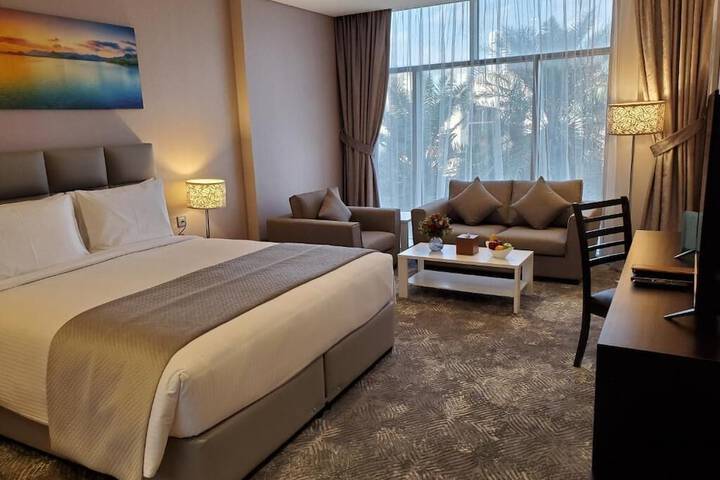 Room 14 of 30