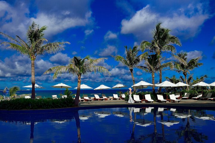 Pool 43 of 108