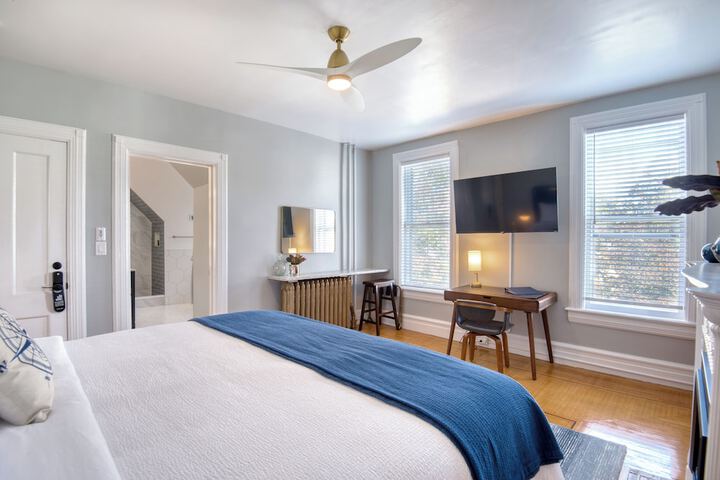 Room 10 of 47