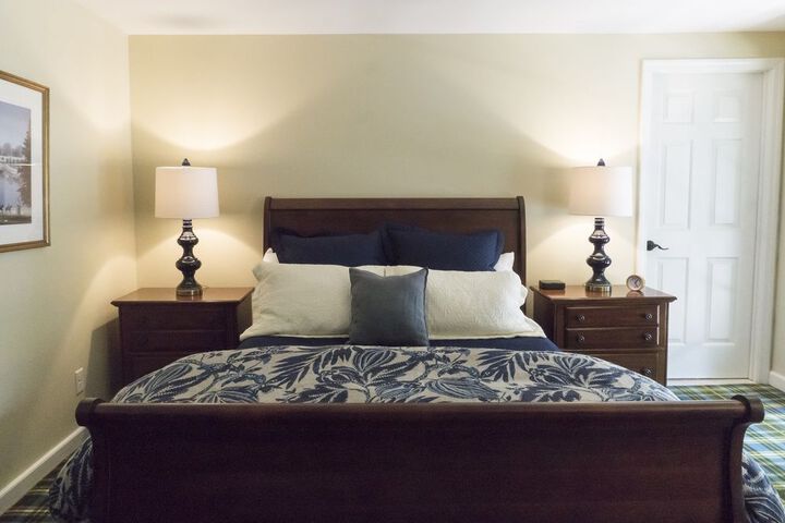 Room 13 of 25