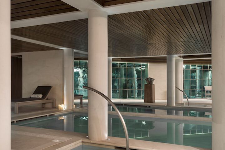 Pool 1 of 2