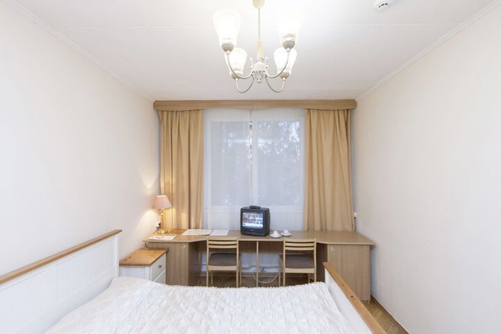 Room 20 of 63