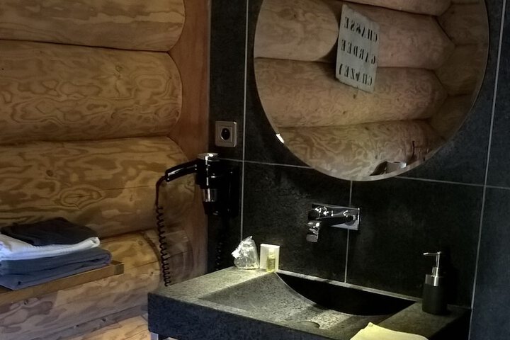 Clean Restrooms