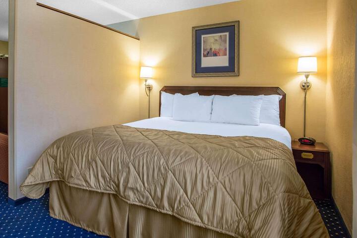 Double Accessible King Size Bed (1 of 2)