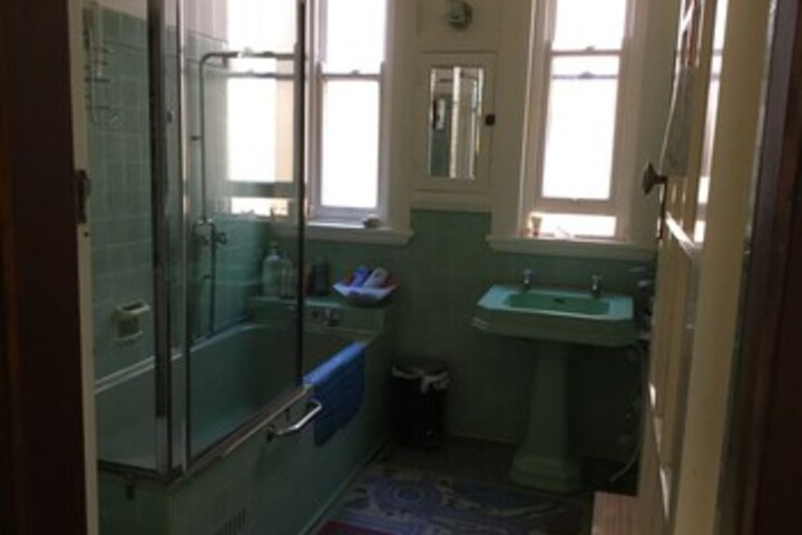 Room 12 of 180