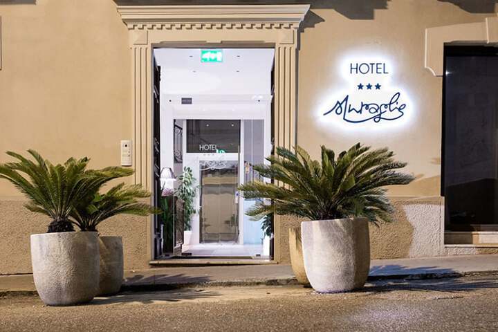 Hotel 43 of 45