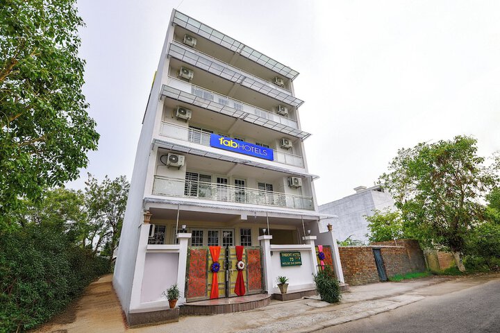 Fabhotel Trident