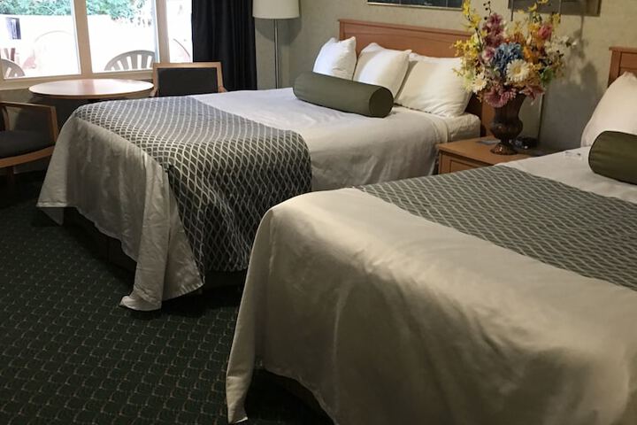Room 11 of 31