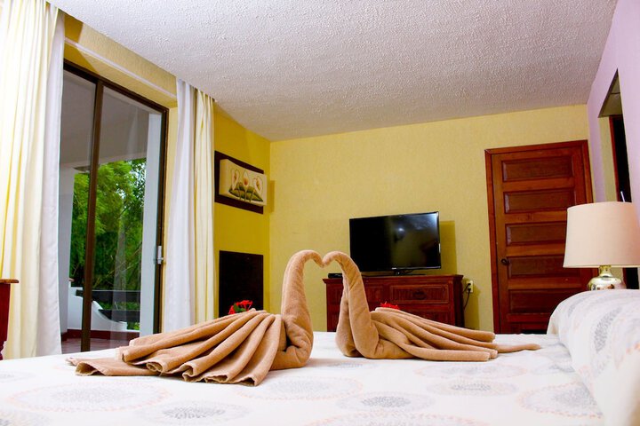 Room 6 of 45