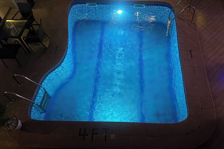 Pool 19 of 26
