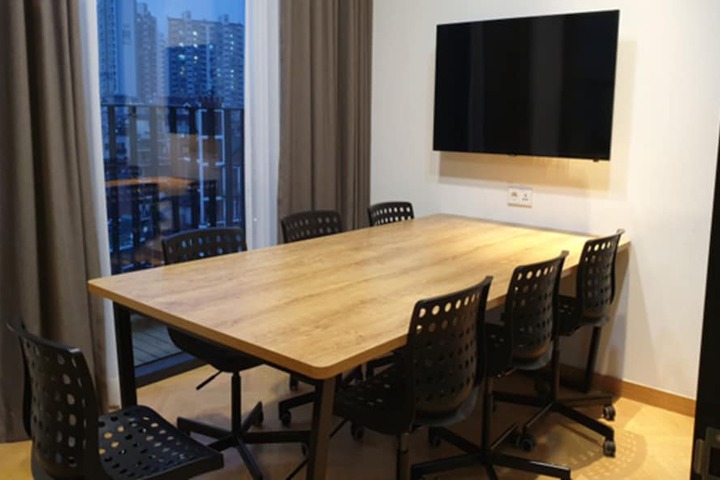 Business Center 40 of 48