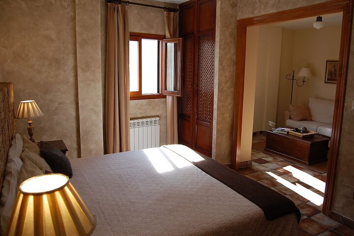 Room 8 of 61