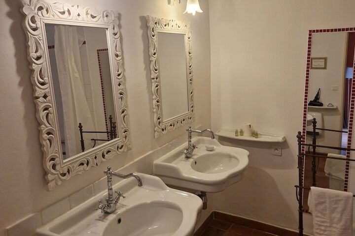 Room 57 of 110