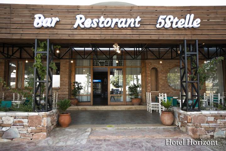 Hotel 125 of 131