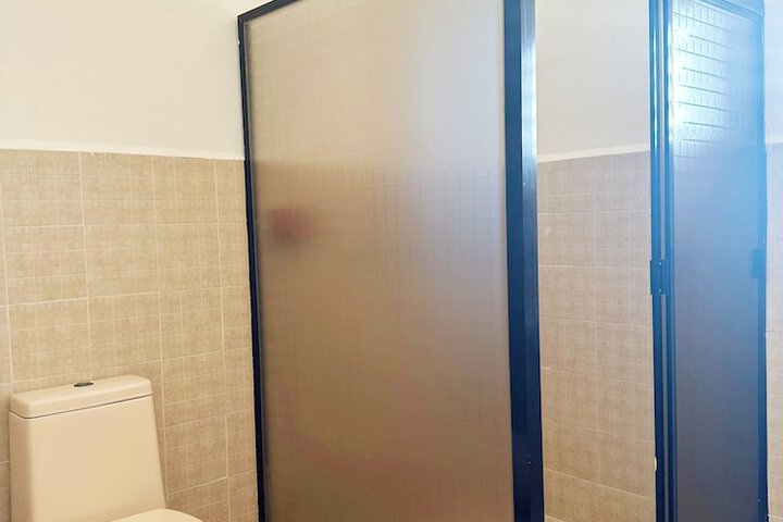 Room 27 of 41