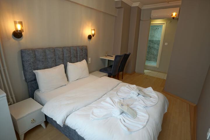 Room 35 of 54