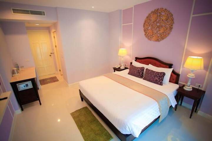 Room 14 of 81