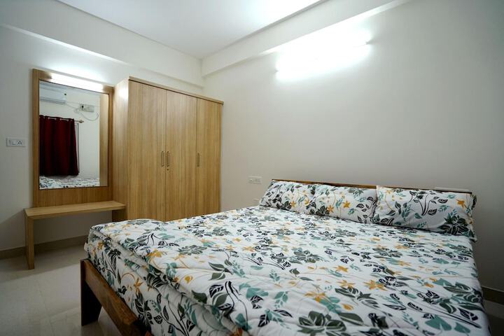 Room 17 of 46