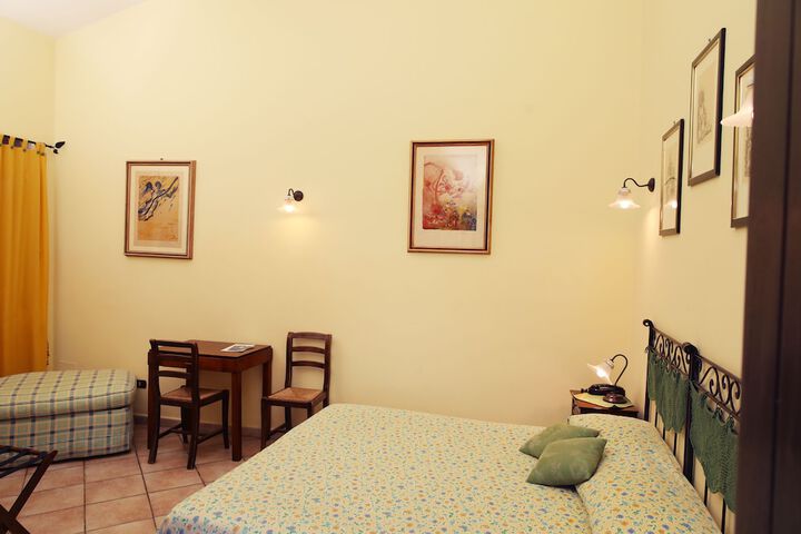 Room 6 of 41