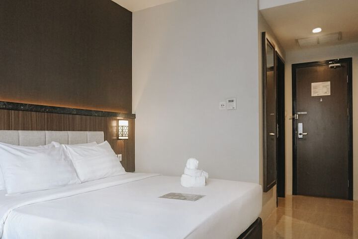 Room 3 of 50
