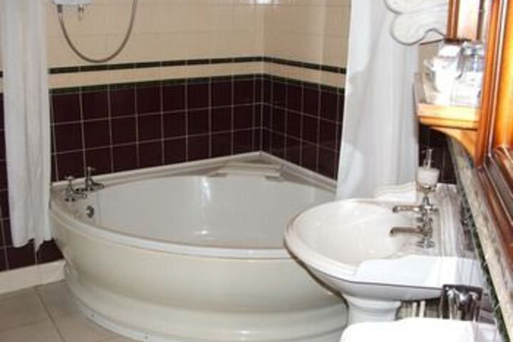 Bathroom Interior Photo