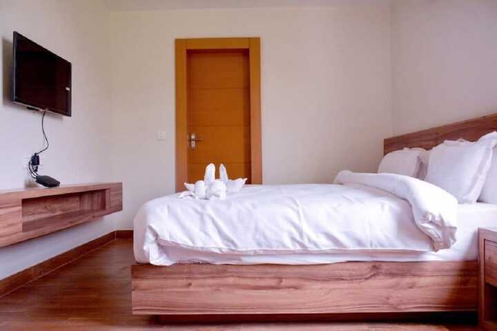 Room 10 of 55