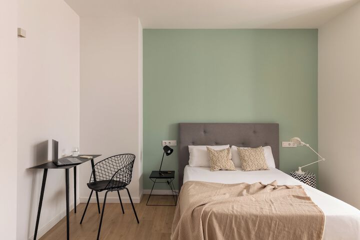 Room 5 of 25