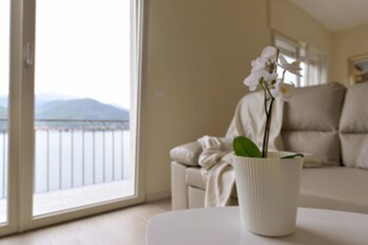 Room 15 of 19
